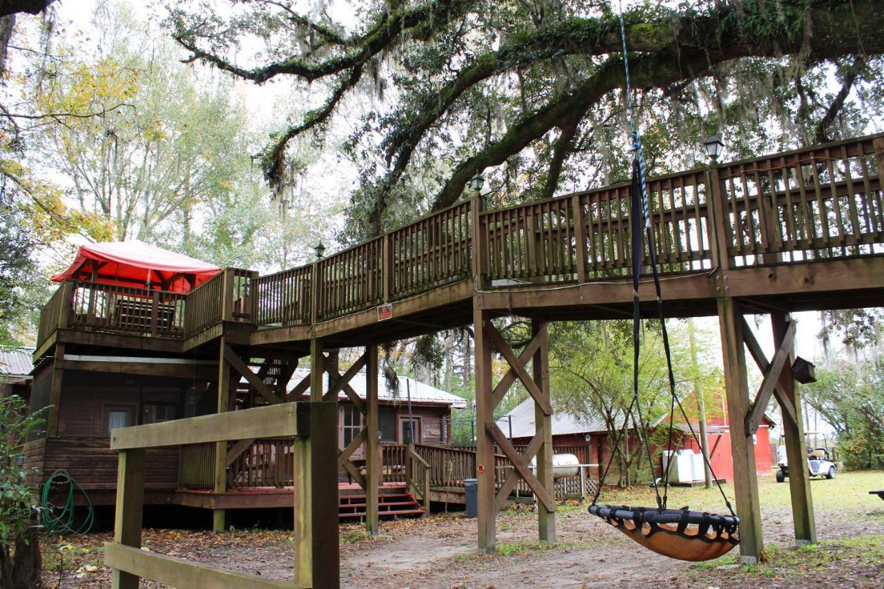 Berry Creek Cabins Bed & Breakfast Isabel Ngoại thất bức ảnh
