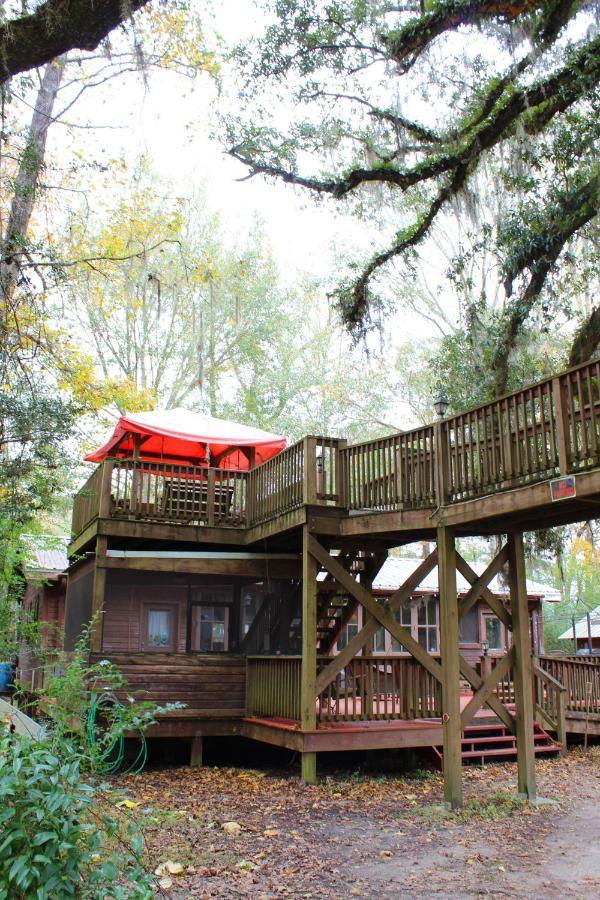 Berry Creek Cabins Bed & Breakfast Isabel Ngoại thất bức ảnh