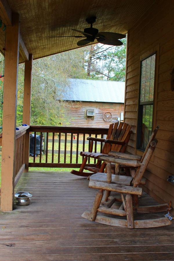 Berry Creek Cabins Bed & Breakfast Isabel Ngoại thất bức ảnh