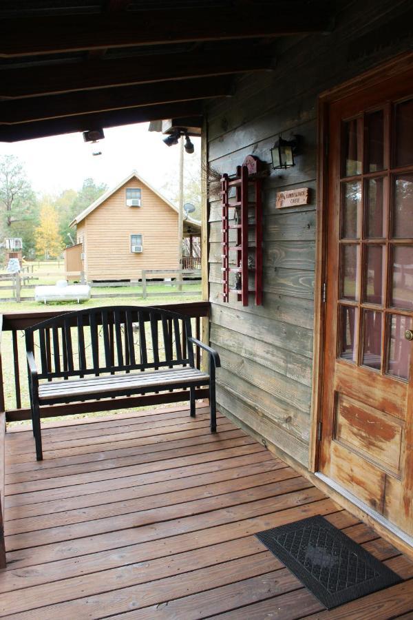 Berry Creek Cabins Bed & Breakfast Isabel Ngoại thất bức ảnh